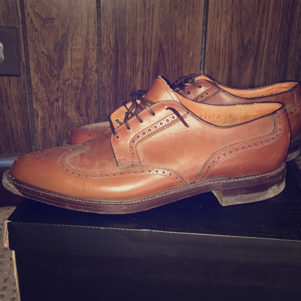 Men’s dress shoes
